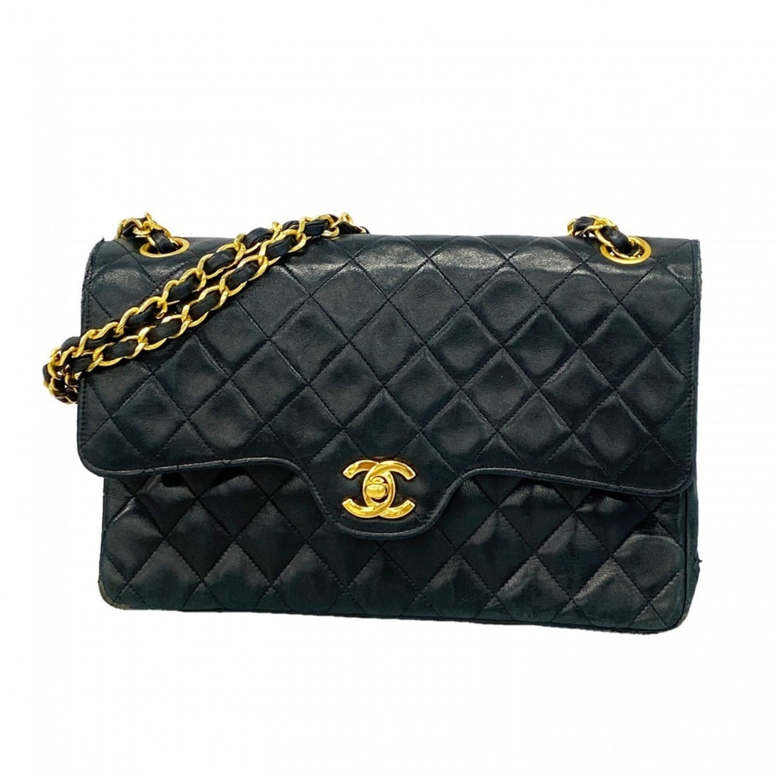 Chanel Matelassé Shoulder Bag, Double Flap, Chain, Lambskin, Black, Women's: --- Catalog ---Category: SizeSize (HxWxD): 16cm x 25cm x 7cm / 6.29'' x 9.84'' x 2.75''Category: DesignType: Shoulder bagColor: BlackGender: WomenMaterial: Leather Hardware Color: GoldLeather/Fur Type