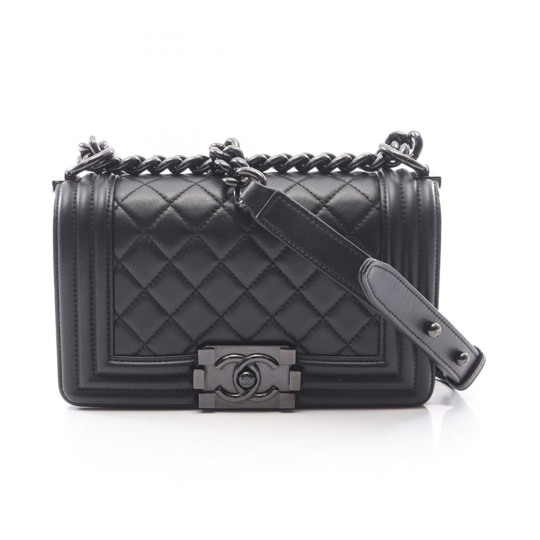 Chanel Boy Small Shoulder Bag/Handbag, Lambskin Leather, Women's, Black (A67085): --- Catalog ---Category: SizeSize (HxWxD): 12cm x 20cm x 6cm / 4.72'' x 7.87'' x 2.36''Category: DesignType: Handbag, Shoulder bagColor: BlackGender: WomenMaterial: Leather Leather/Fur Type: LambskinC