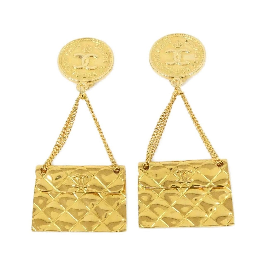 Chanel 01132 Earrings: --- Catalog ---Category: SizeSize (HxWxD): 78.00mm x 33.00mm / 3.07'' x 1.30''Category: DesignType: Clip earringsColor: GoldGender: WomenCategory: GeneralMPN: 01132Brand: Chanel--- Item List
