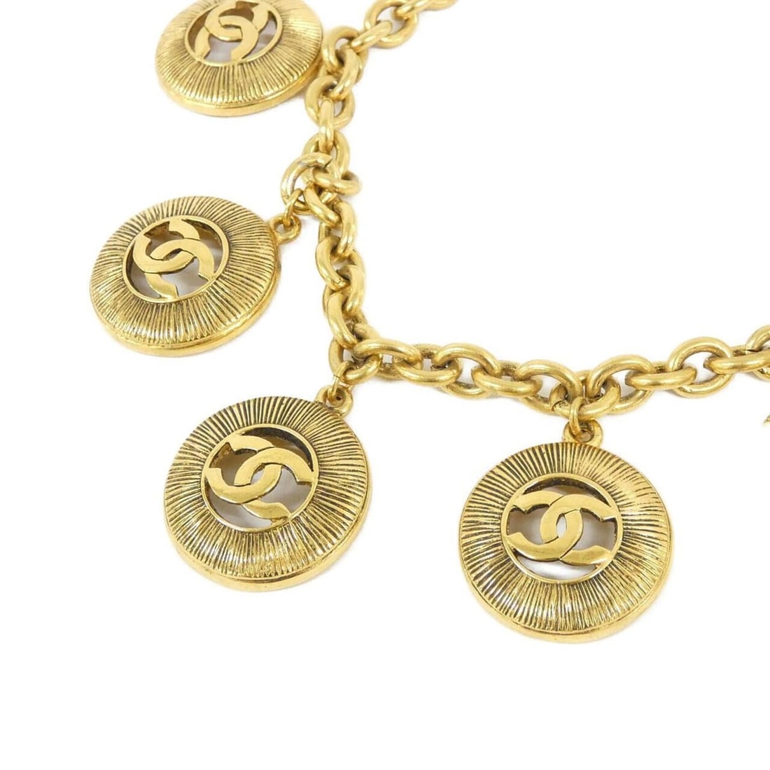Chanel necklace: --- Catalog ---Category: SizePendant Size: 40mm x 30mm / 1.57'' x 1.18''Neck Circumference: 41 cm / 16.14''Category: DesignColor: GoldGender: WomenNecklace Type: NecklaceCategory: GeneralBrand: