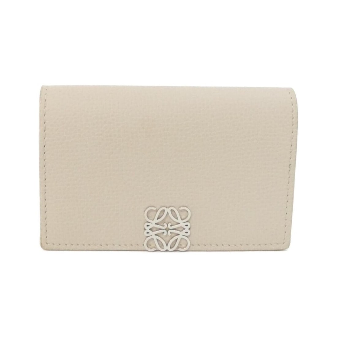 Loewe C821M97X05 Business Card Holder/Card Case: --- Catalog ---Category: DesignType: Card caseColor: BeigeGender: Men,WomenMaterial: Leather Leather/Fur Type: CalfskinCategory: GeneralMPN: C821M97X05Brand: LoeweCategory: Physical PropertiesSize