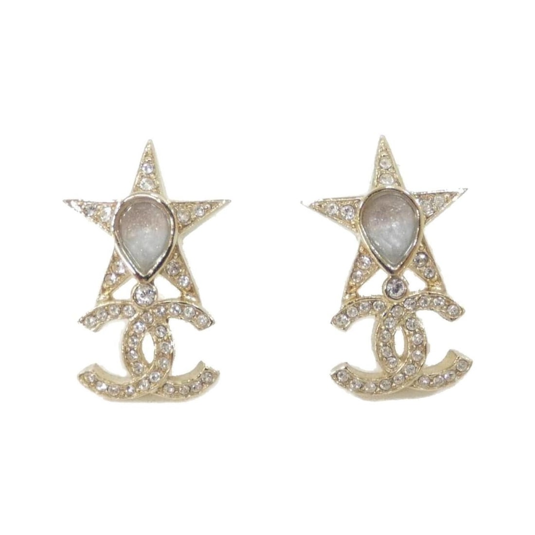Chanel ABA383 Earrings: --- Catalog ---Category: SizeSize (HxWxD): 22.00mm x 15.00mm / 0.87'' x 0.59''Category: DesignType: Stud earringsColor: Clear, GoldStone: CrystalGender: WomenCategory: GeneralMPN: ABA383Brand: