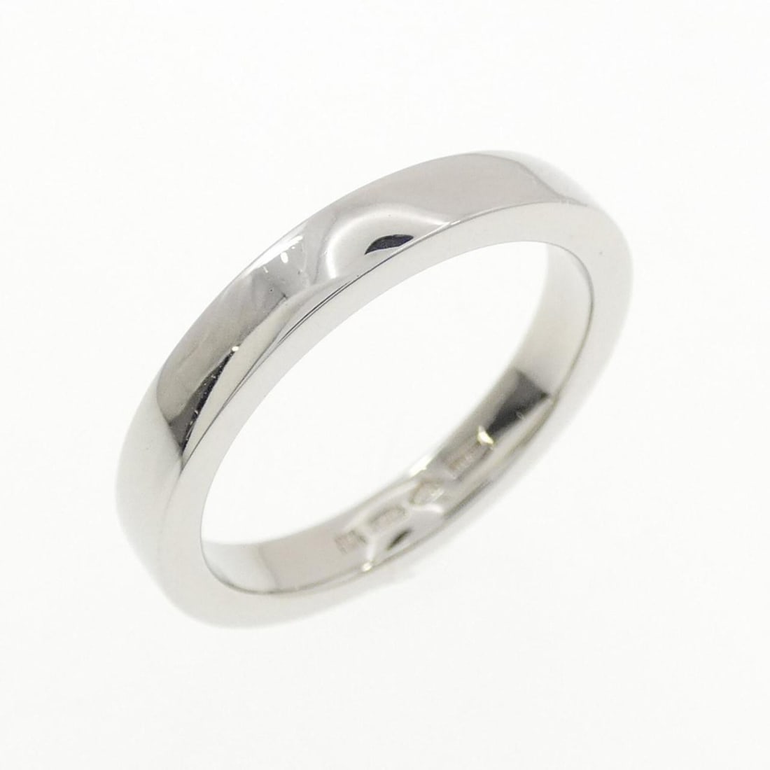Bvlgari PT950 Ring: --- Catalog ---Category: SizeJP Size: 10.0US Size: 5.5Category: DesignType: Band ringGender: WomenMaterial: Platinum 950Category: GeneralBrand: Bvlgari--- Item List ---Section: ConditionRanking: Rank 