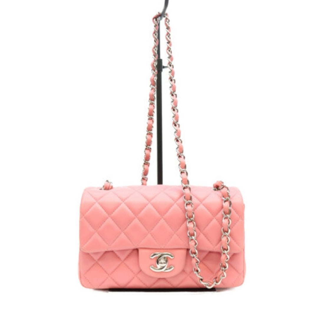 CHANEL A69900 Pink Lambskin Mini Matelassé 20 Shoulder Bag with Silver Hardware - Women's: --- Catalog ---Category: SizeSize (HxWxD): 12.5cm x 21cm x 6.5cm / 4.92'' x 8.26'' x 2.55''Category: DesignType: Shoulder bagColor: PinkGender: WomenMaterial: Leather Hardware Color: