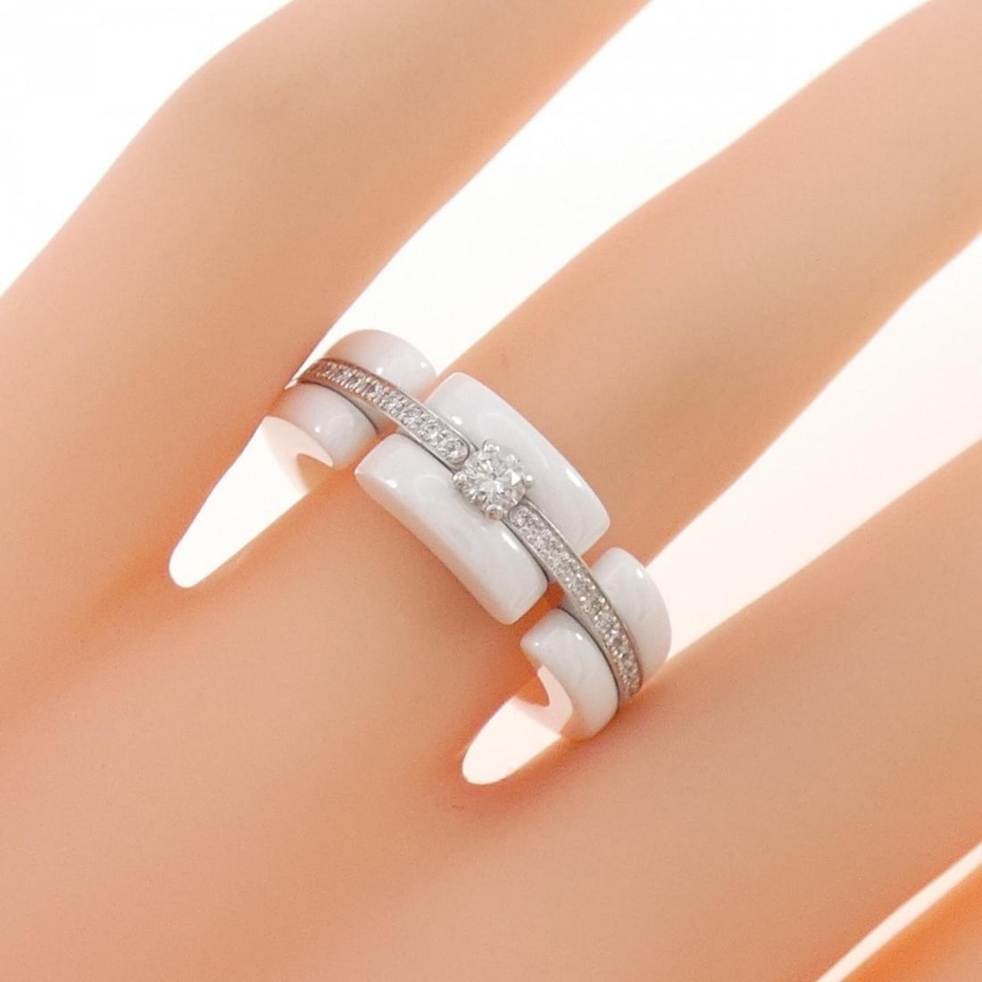 Chanel Ultra Collection Medium Ring - 5