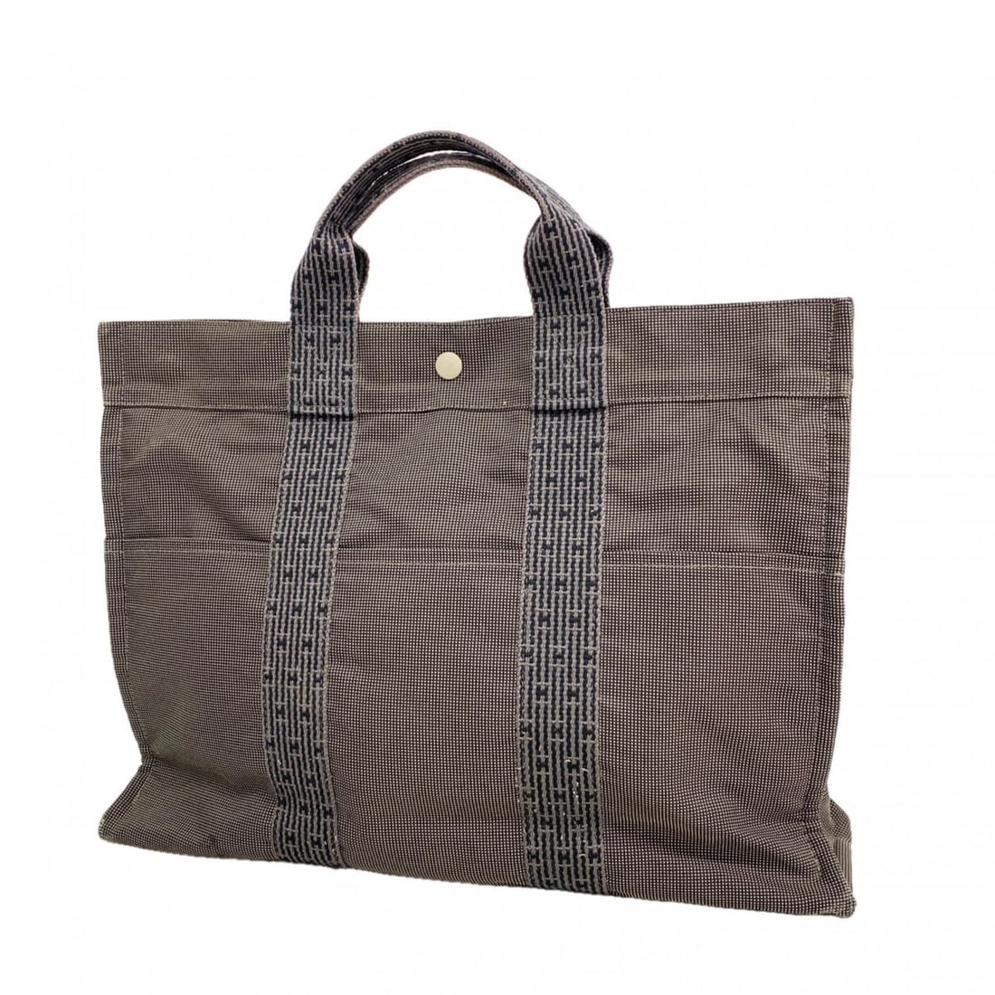 Hermes Herline MM Canvas Tote Bag, Gray, Men's & Women's: --- Catalog ---Category: SizeSize (HxWxD): 32cm x 43cm x 11cm / 12.59'' x 16.92'' x 4.33''Category: DesignType: Tote bagColor: GrayGender: Men,WomenMaterial: Canvas Hardware Color: SilverCategory: Gen
