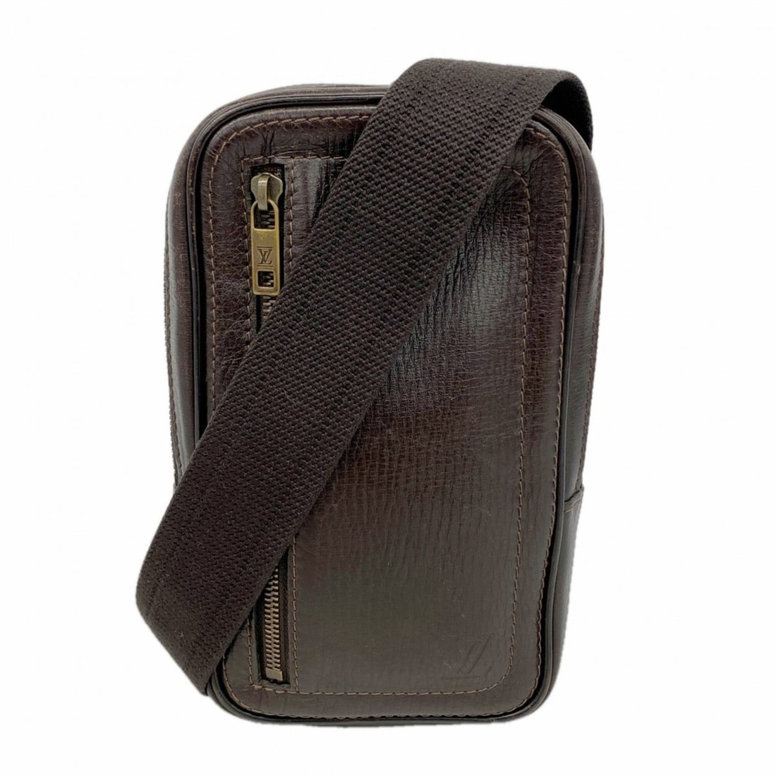 Louis Vuitton Bag/Body Bag Utah Siu M92535 Cafe Men's: --- Catalog ---Category: SizeSize (HxWxD): 24cm x 13cm x 5cm / 9.44'' x 5.11'' x 1.96''Category: DesignType: Sling bagColor: CoffeeGender: MenCategory: GeneralMPN: M92535Brand: Louis Vuitton--- Item L