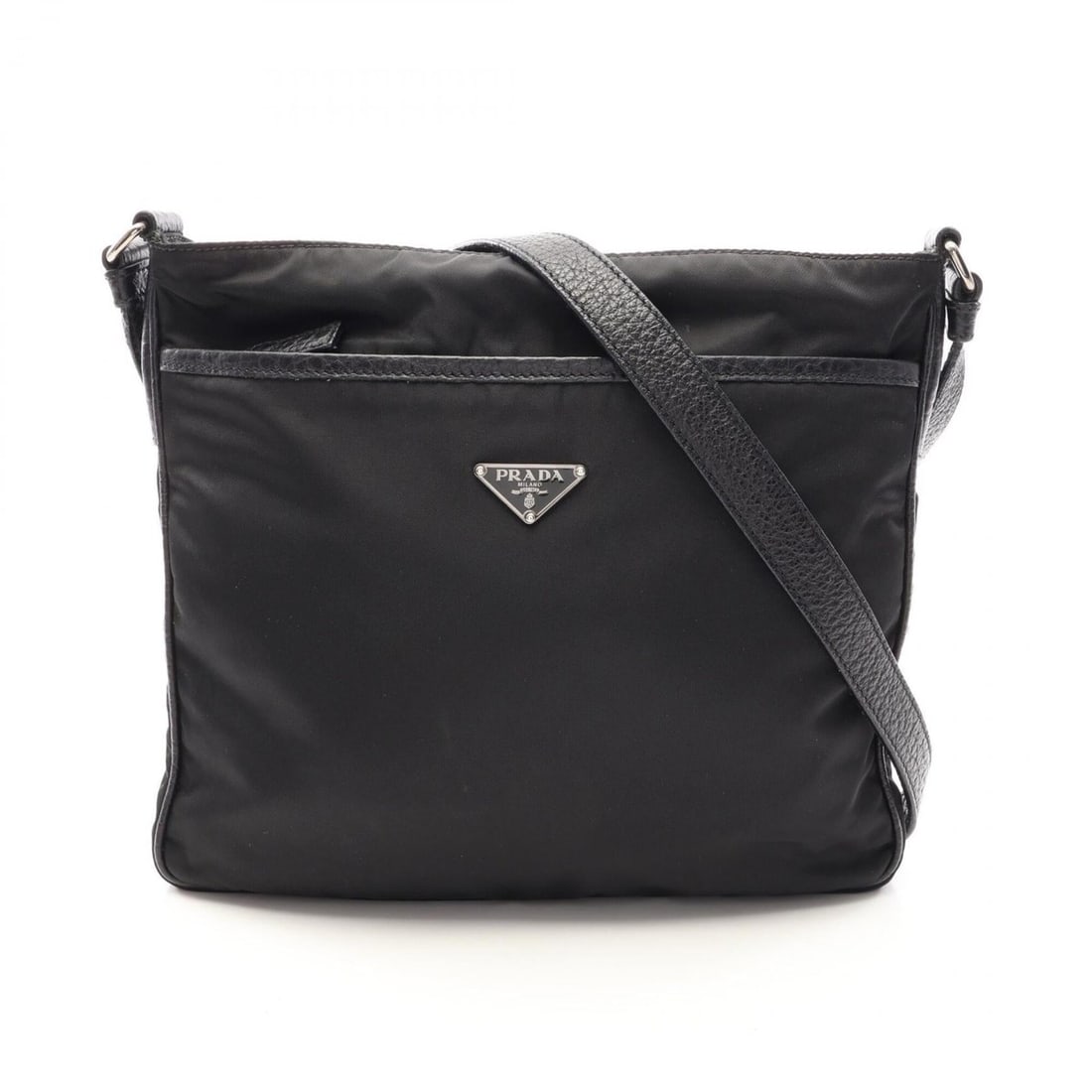 Prada PRADA Triangle Plate Shoulder Bag Handbag Nylon Leather Women's Black: --- Catalog ---Category: SizeSize (HxWxD): 27cm x 29cm x 3.5cm / 10.62'' x 11.41'' x 1.37''Category: DesignType: Handbag, Shoulder bagColor: BlackGender: WomenMaterial: Nylon , Leather Category: Gener