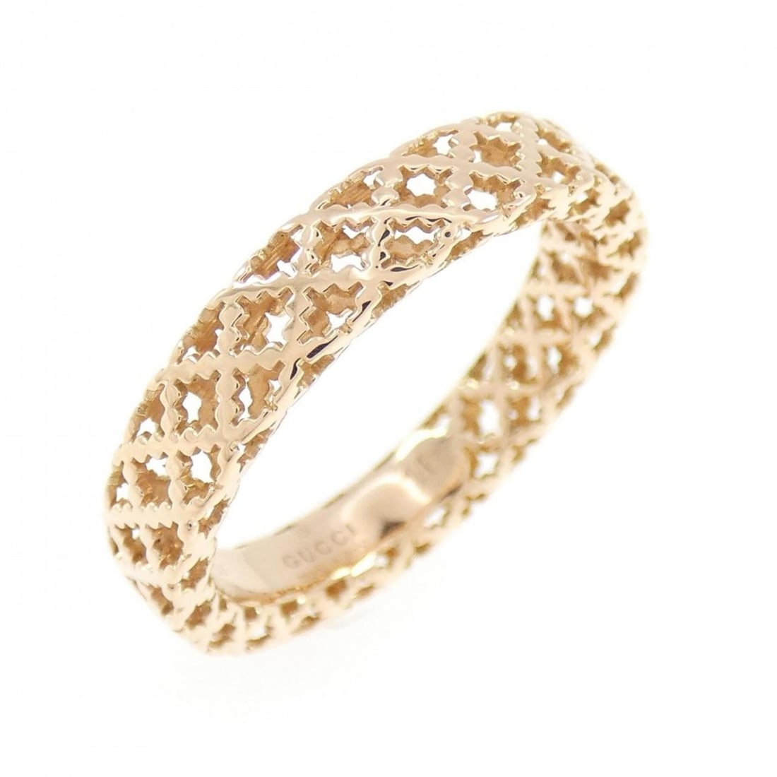 Gucci Diamantissima Ring: --- Catalog ---Category: SizeWidth: 3.8mm / 0.15''Weight: 1.9g / 0.06oz.JP Size: 11US Size: 6Category: DesignType: Band ringGender: WomenMaterial: Pink gold (18K)Category: GeneralBrand: Gucci--- Item