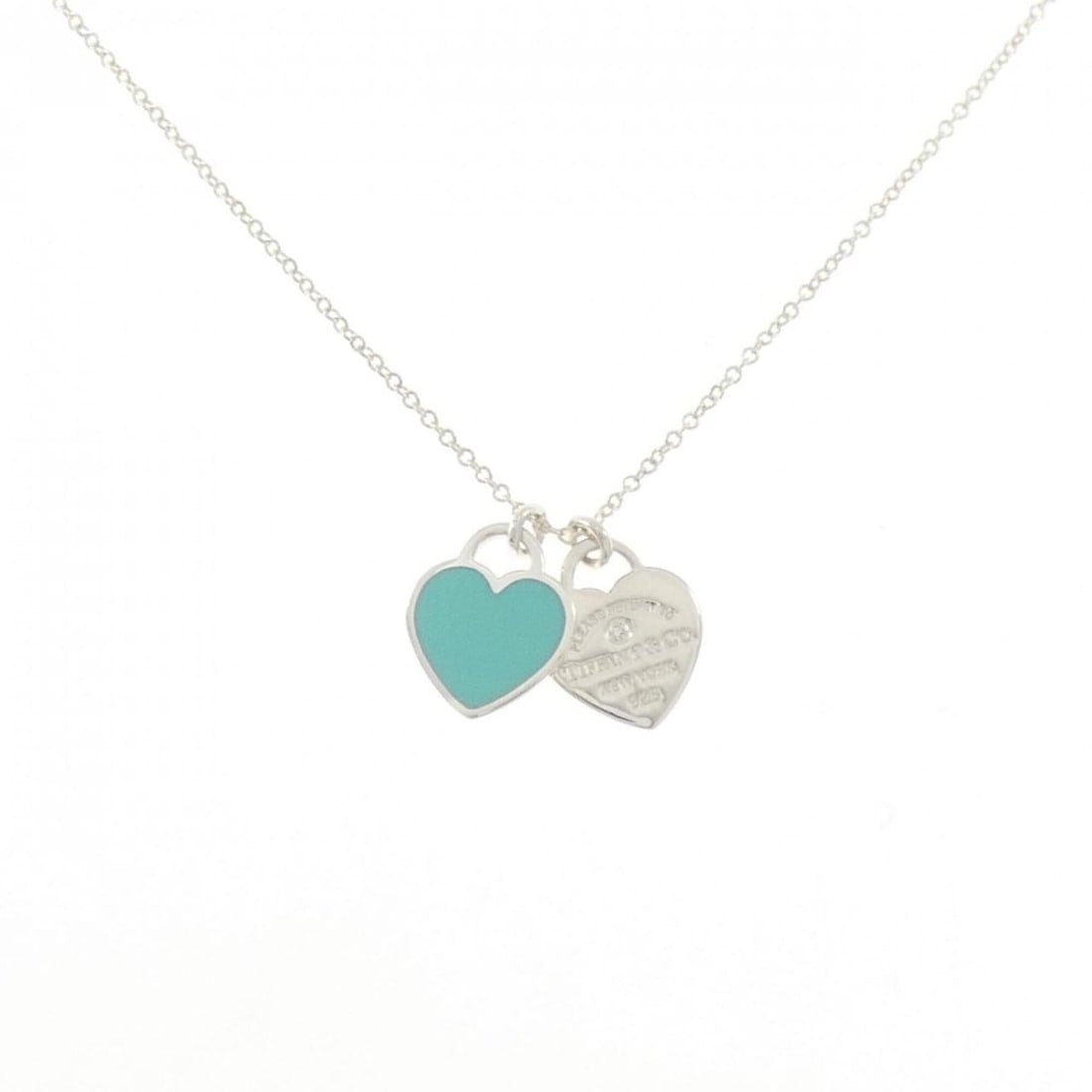 Tiffany & Co. Return to Necklace: --- Catalog ---Category: SizePendant Size: 11.9mm x 10mm / 0.46'' x 0.39''Neck Circumference: 41 cm - 46 cm / 16.14'' - 18.11''Category: DesignGender: WomenMaterial: Silver 925Pendant Type: