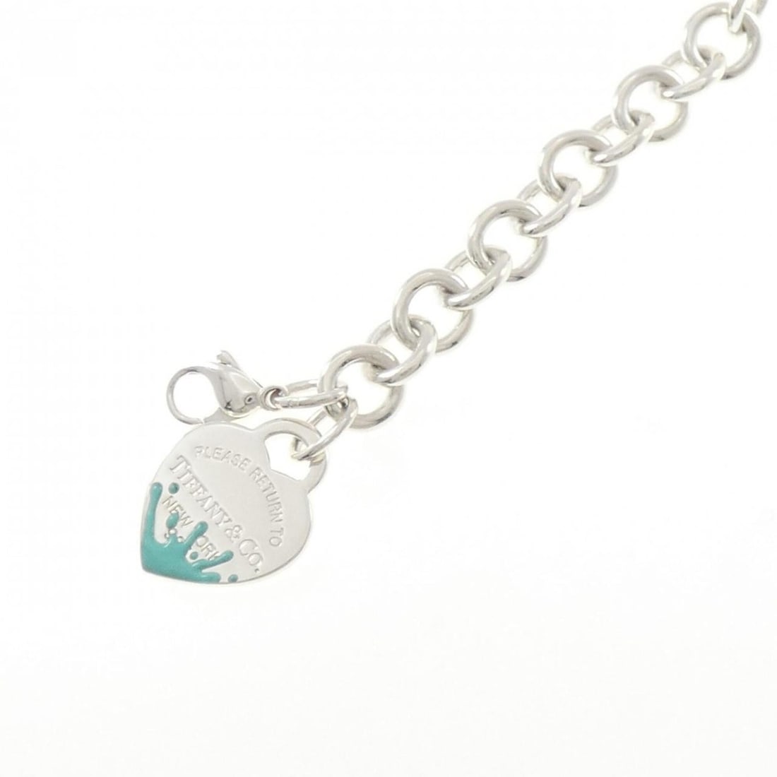 Tiffany & Co. Return to Color Splash Heart Bracelet: --- Catalog ---Category: SizeLength: 18.5cm / 7.28''Category: DesignType: Charm braceletGender: WomenMaterial: Silver 925Category: GeneralBrand: Tiffany--- Item List ---Section: ConditionRanking: