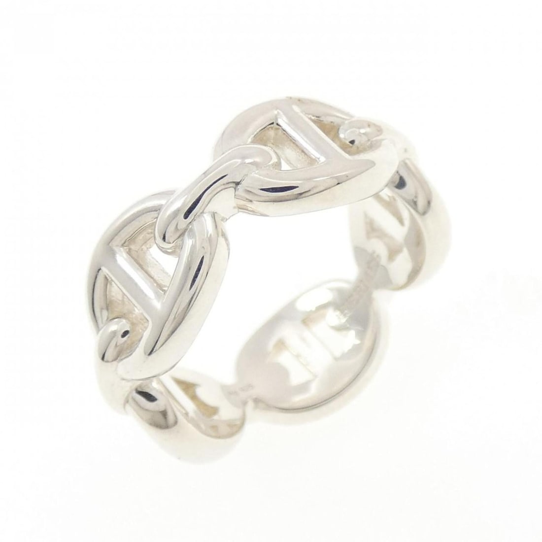 Hermes Hermès Chaine d'Ancre Enchainée Ring: --- Catalog ---Category: SizeUS Size: 4.5Brand Size: 48Category: DesignType: Band ringGender: WomenMaterial: Silver 925Category: GeneralMPN: H109507BBrand: Hermes--- Item List ---Section: ConditionRan