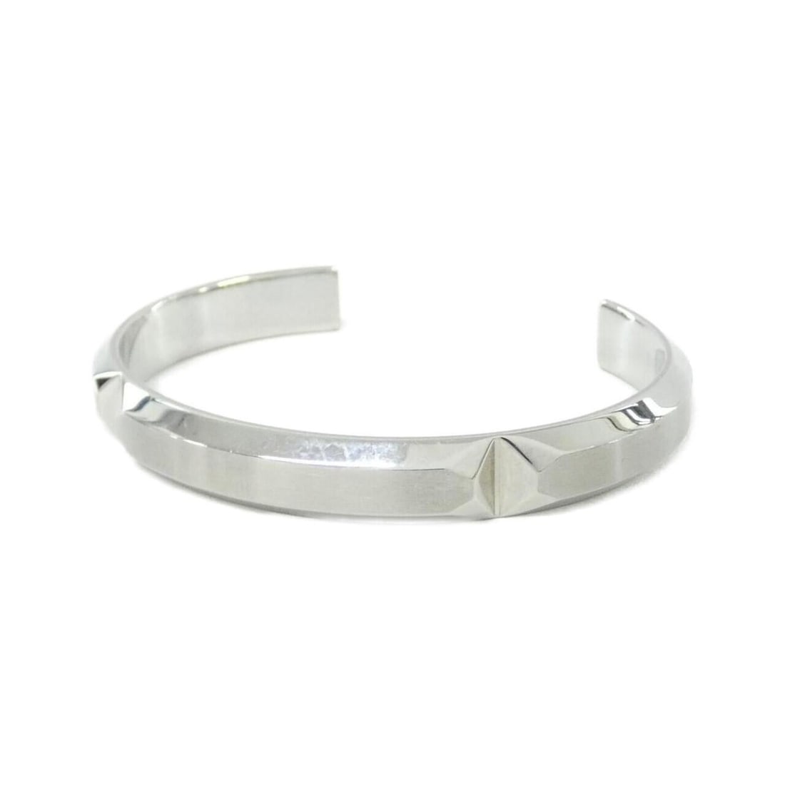 Hermes Sac à Dépêches PM 077282FJ Bangle: --- Catalog ---Category: SizeLength: 15cm / 5.9''Category: DesignType: BangleColor: Matte silverGender: WomenMaterial: Stainless steelCategory: GeneralMPN: 077282FJBrand: Hermes--- Item List ---Sectio