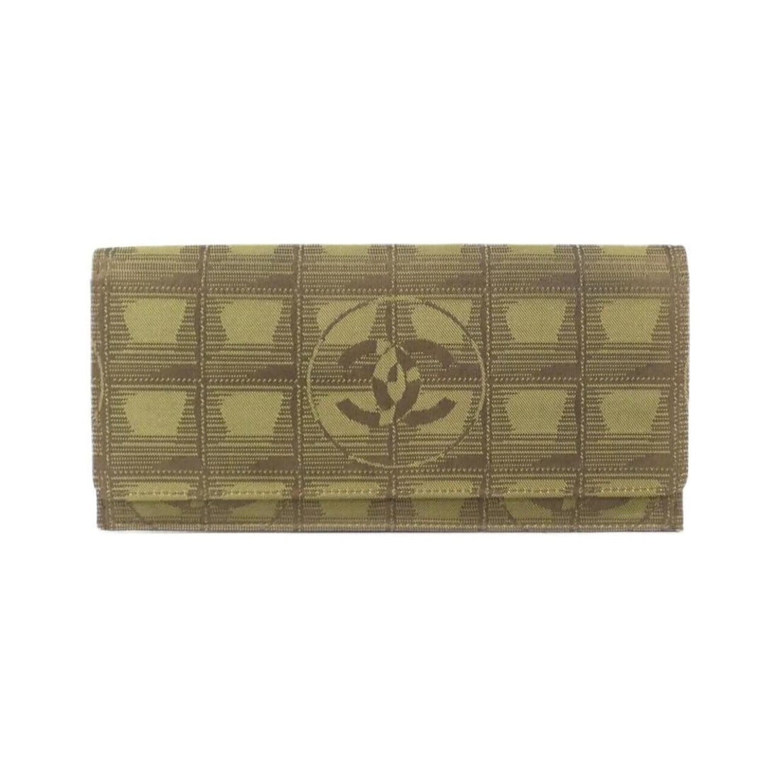 Chanel Travel Line 15788 Wallet: --- Catalog ---Category: SizeSize (HxWxD): 9cm x 19cm x 1.5cm / 3.54'' x 7.48'' x 0.59''Category: DesignType: Long wallet (bi-fold)Color: KhakiGender: WomenMaterial: Travel Line Category: GeneralMPN: 