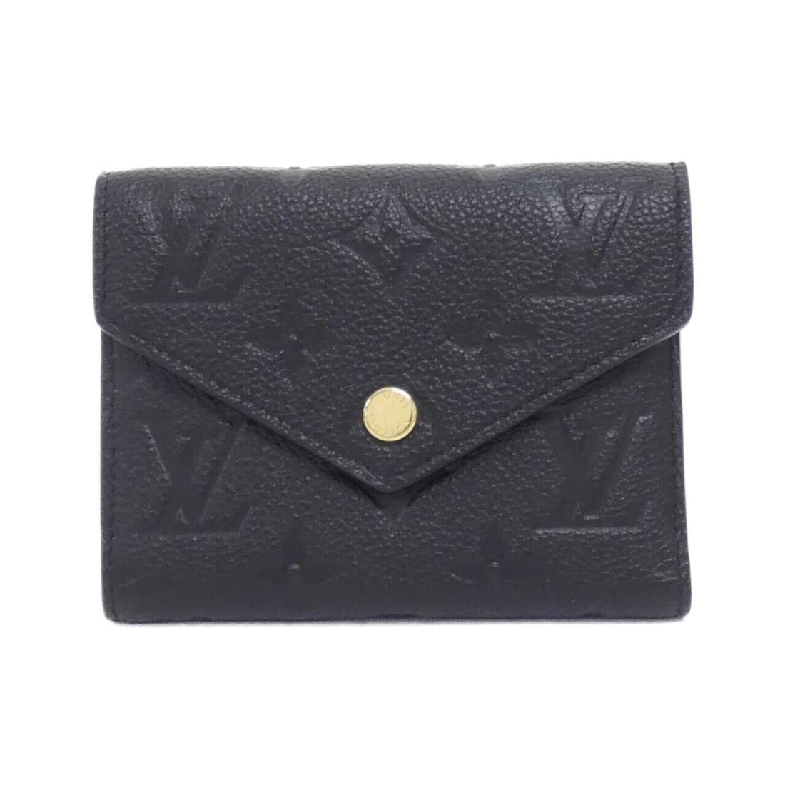 Louis Vuitton Monogram Empreinte Portefeuille Victorine M64060 Wallet: --- Catalog ---Category: SizeSize (HxWxD): 9cm x 12cm x 1.5cm / 3.54'' x 4.72'' x 0.59''Category: DesignType: Wallet (tri-fold)Color: BlackGender: WomenMaterial: Leather Leather/Fur Type: Calf leather