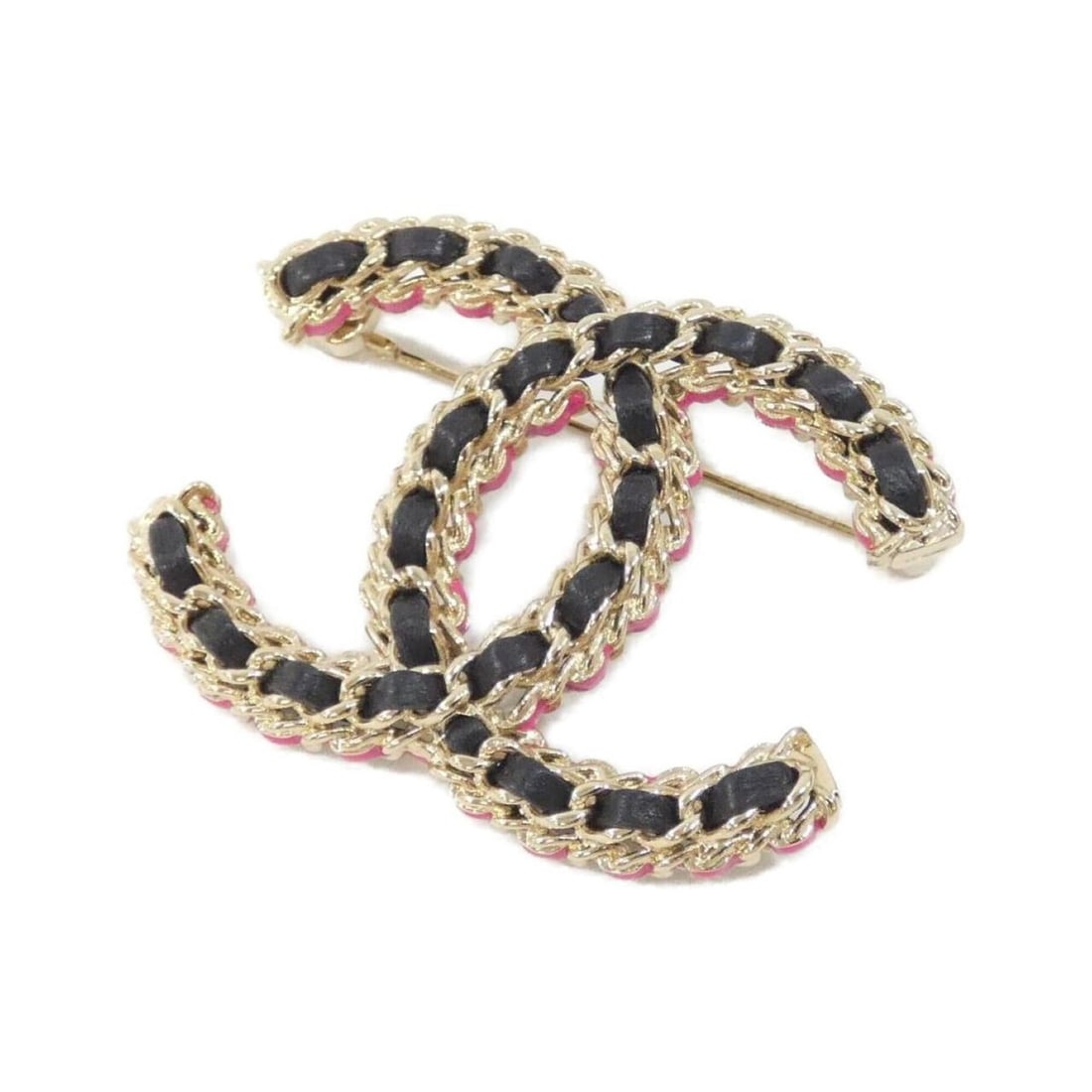Chanel ABB478 Brooch: --- Catalog ---Category: SizeSize (HxWxD): 3.8cm x 5cm / 1.49'' x 1.96''Category: DesignType: BroochColor: Black, Gold, PinkGender: WomenMaterial: LeatherCategory: GeneralMPN: ABB478Brand: Chanel--- I