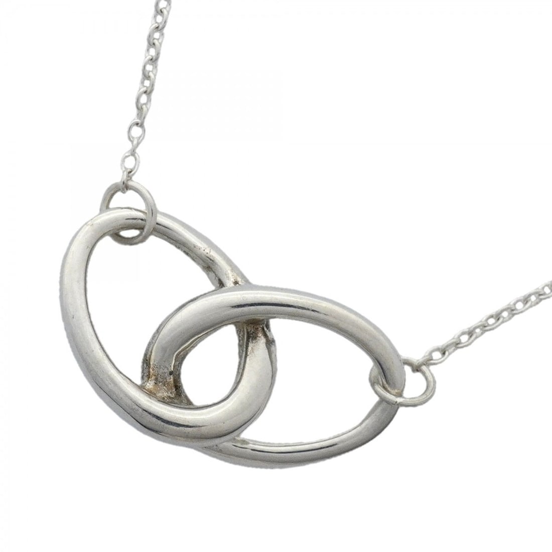 Tiffany & Co. Double Loop Necklace, Sterling Silver 925, Women's: --- Catalog ---Category: SizePendant Size: 10.4mm x 19.1mm / 0.4'' x 0.75''Neck Circumference: 41 cm / 16.14''Category: DesignGender: WomenMaterial: Silver 925Necklace Type: NecklaceCategory: GeneralB