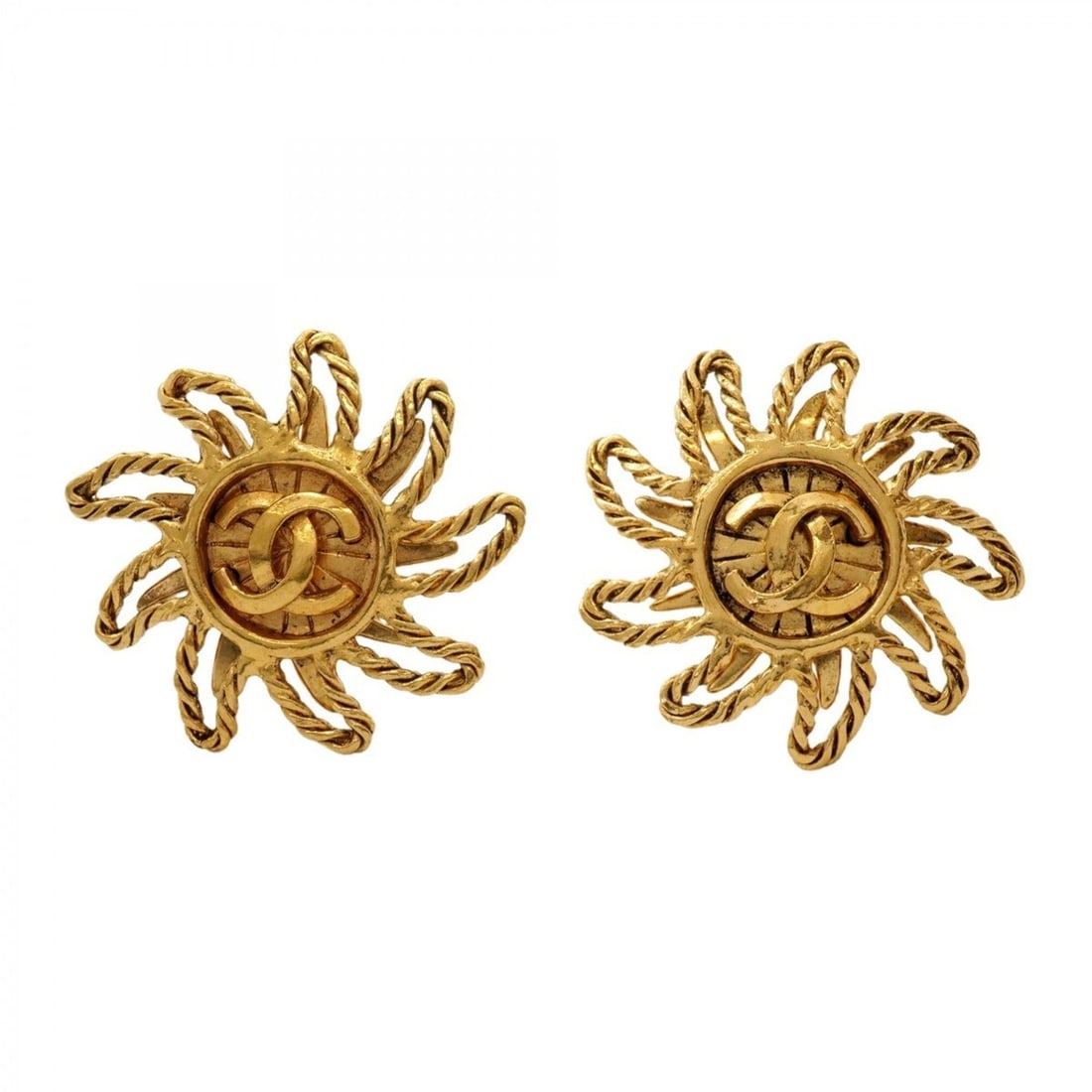 Chanel Earrings, Coco Mark, Sun Motif, GP Plated Gold, Women's: --- Catalog ---Category: SizeSize (HxWxD): 37.20mm x 38.40mm / 1.46'' x 1.51''Category: DesignType: Clip earringsColor: GoldGender: WomenMaterial: Gold platingCategory: GeneralBrand: Chanel--- Item Li