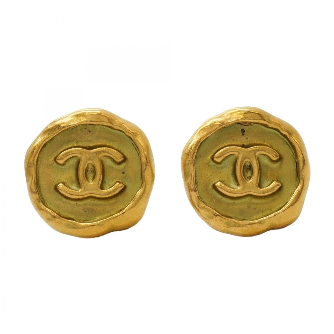 Chanel earrings, Coco Mark, GP plated, gold, women's.: --- Catalog ---Category: SizeSize (HxWxD): 26.50mm x 26.50mm / 1.04'' x 1.04''Category: DesignType: Clip earringsColor: GoldGender: WomenMaterial: Gold platingCategory: GeneralBrand: Chanel--- Item Li