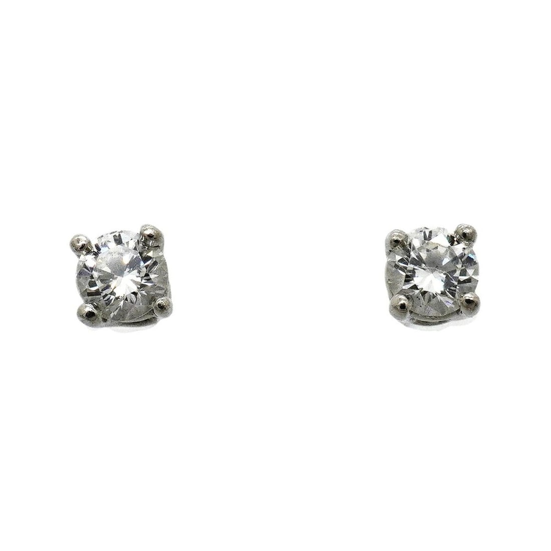 Tiffany & Co. Solitaire Earrings, 1PD (One Diamond), Platinum 950, Ladies' P3214023: --- Catalog ---Category: SizeSize (HxWxD): 3.00mm x 3.00mm / 0.12'' x 0.12''Category: DesignType: Stud earringsStone: DiamondGender: WomenMaterial: Platinum 950Category: GeneralBrand: Tiffany--- Item 