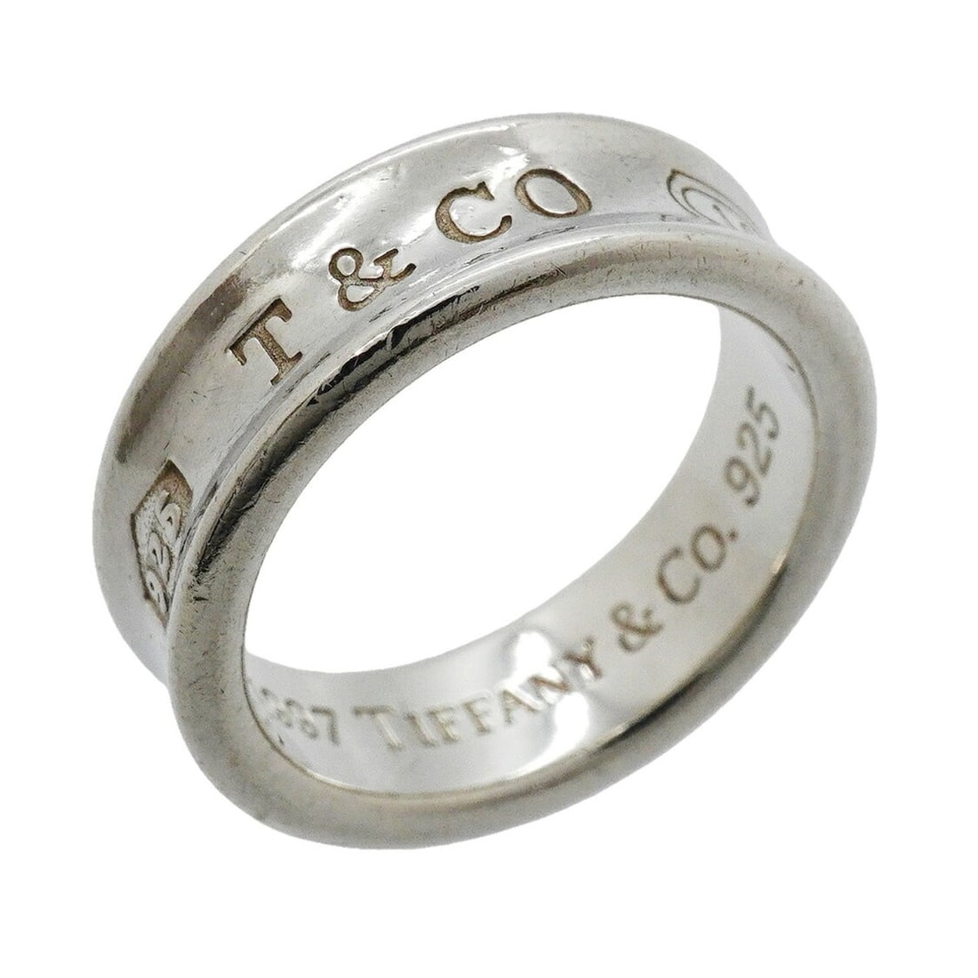 Tiffany & Co. Narrow Ring, Sterling Silver 925, Size 15 (Men's/Women's), P3170422: --- Catalog ---Category: SizeJP Size: 15US Size: 7.5Category: DesignType: Band ringGender: Men,WomenMaterial: Silver 925Category: GeneralBrand: Tiffany--- Item List ---Section: ConditionRanking: Rank 