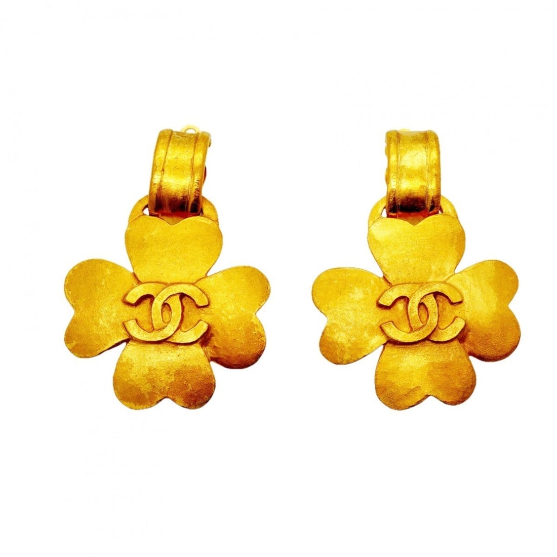 Chanel Earrings, Coco Mark Clover Motif, GP Plated Gold, Women's: --- Catalog ---Category: SizeSize (HxWxD): 46.40mm x 32.80mm / 1.83'' x 1.29''Category: DesignType: Clip earringsColor: GoldGender: WomenMaterial: Gold platingCategory: GeneralBrand: Chanel--- Item Li