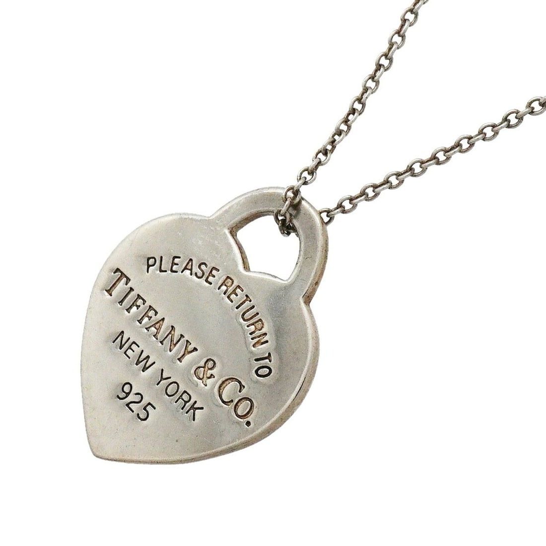 Tiffany & Co. Return to Hearts Heart Tag Necklace, Sterling Silver 925, Women's: --- Catalog ---Category: SizePendant Size: 19.9mm x 15.9mm / 0.78'' x 0.62''Neck Circumference: 41 cm / 16.14''Category: DesignGender: WomenMaterial: Silver 925Necklace Type: NecklaceCategory: General
