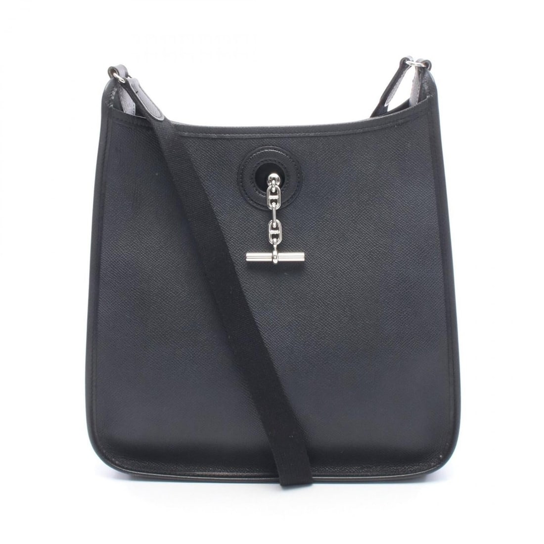 Hermes Vespa PM Shoulder Bag/Handbag, Leather (Veau Epsom), Women's, Black: --- Catalog ---Category: SizeSize (HxWxD): 28cm x 28.5cm x 7cm / 11.02'' x 11.22'' x 2.75''Category: DesignType: Handbag, Shoulder bagColor: BlackGender: WomenMaterial: Epsom leather Category: General