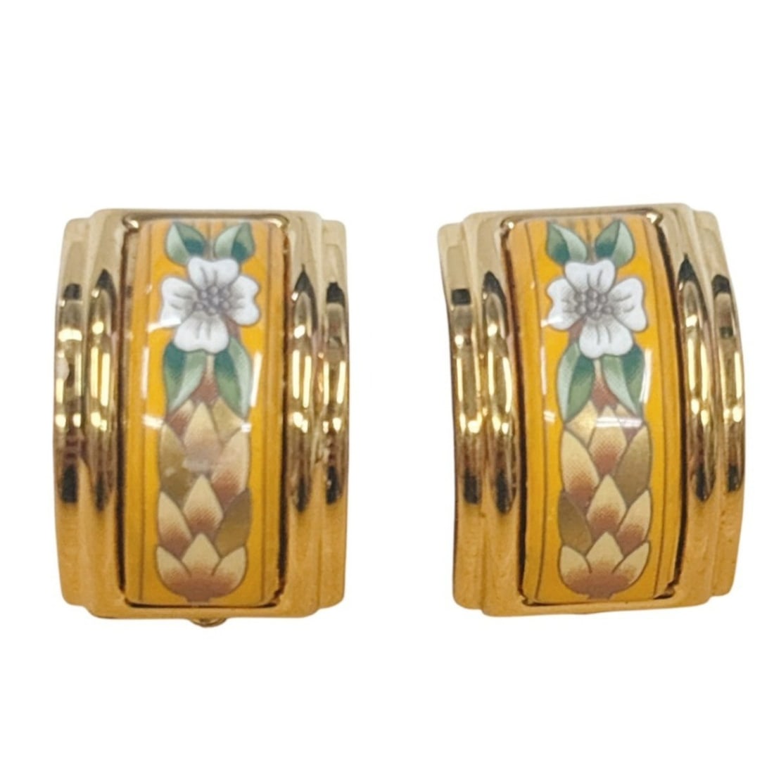Hermes HERMES Earrings, Enamel GP Yellow Gold: --- Catalog ---Category: SizeSize (HxWxD): 20.00mm x 14.00mm / 0.79'' x 0.55''Category: DesignType: Clip earringsColor: GoldGender: WomenMaterial: Gold platingCategory: GeneralBrand: Hermes--- Item Li