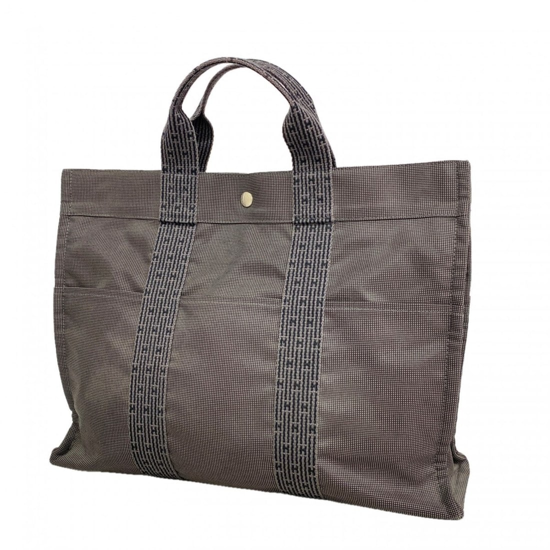 Hermes Herline MM Canvas Tote Bag, Gray, Men's & Women's: --- Catalog ---Category: SizeSize (HxWxD): 33cm x 43cm x 11cm / 12.99'' x 16.92'' x 4.33''Category: DesignType: Tote bagColor: GrayGender: Men,WomenMaterial: Canvas Hardware Color: SilverCategory: Gen