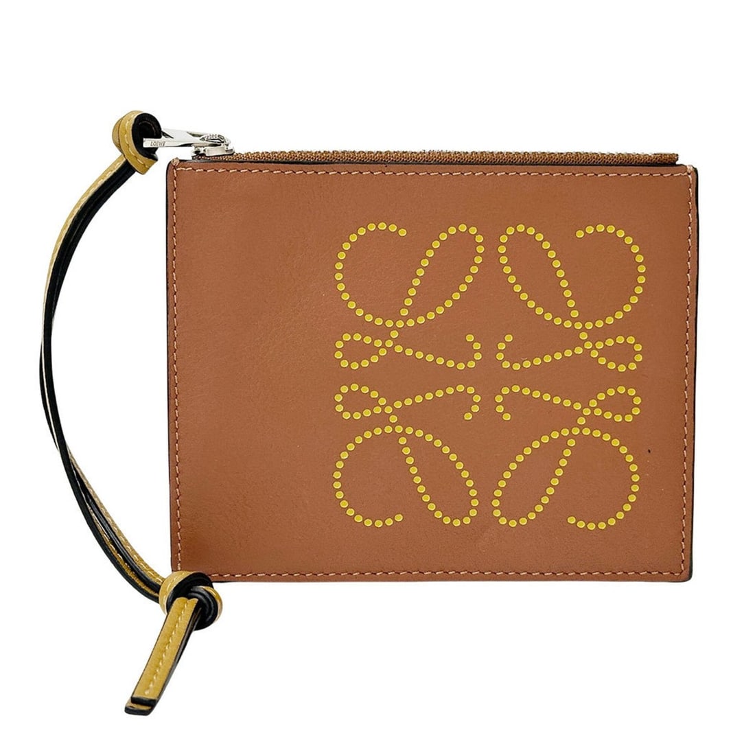 LOEWE Women's Wallet - Brand Wallet/Coin Purse Anagram Calfskin Brown/Yellow Fragment Case/Coin: --- Catalog ---Category: SizeSize (HxWxD): 9.5cm x 12cm x 5.00mm / 3.74'' x 4.72'' x 0.19''Category: DesignType: Coin purse/coin caseColor: Brown, YellowGender: WomenCategory: GeneralBrand: LoeweCount