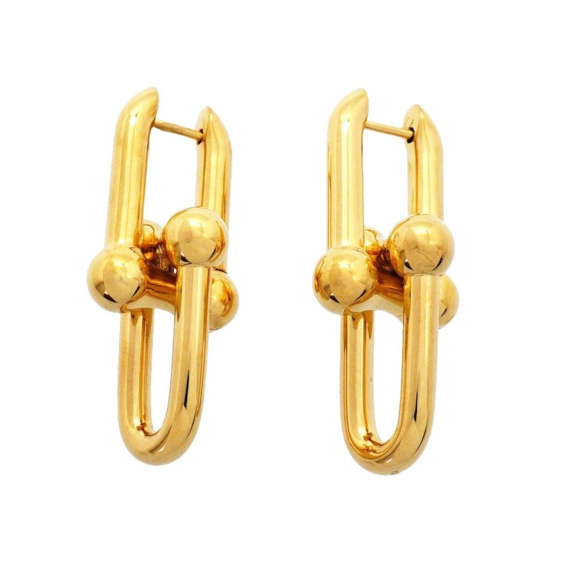 Tiffany & Co. Hardware Large Link Earrings, 18K Yellow Gold, Women's: --- Catalog ---Category: SizeSize (HxWxD): 35.50mm x 13.20mm / 1.40'' x 0.52''Category: DesignType: Stud earringsGender: WomenMaterial: Yellow gold (18K)Category: GeneralBrand: Tiffany--- Item List --