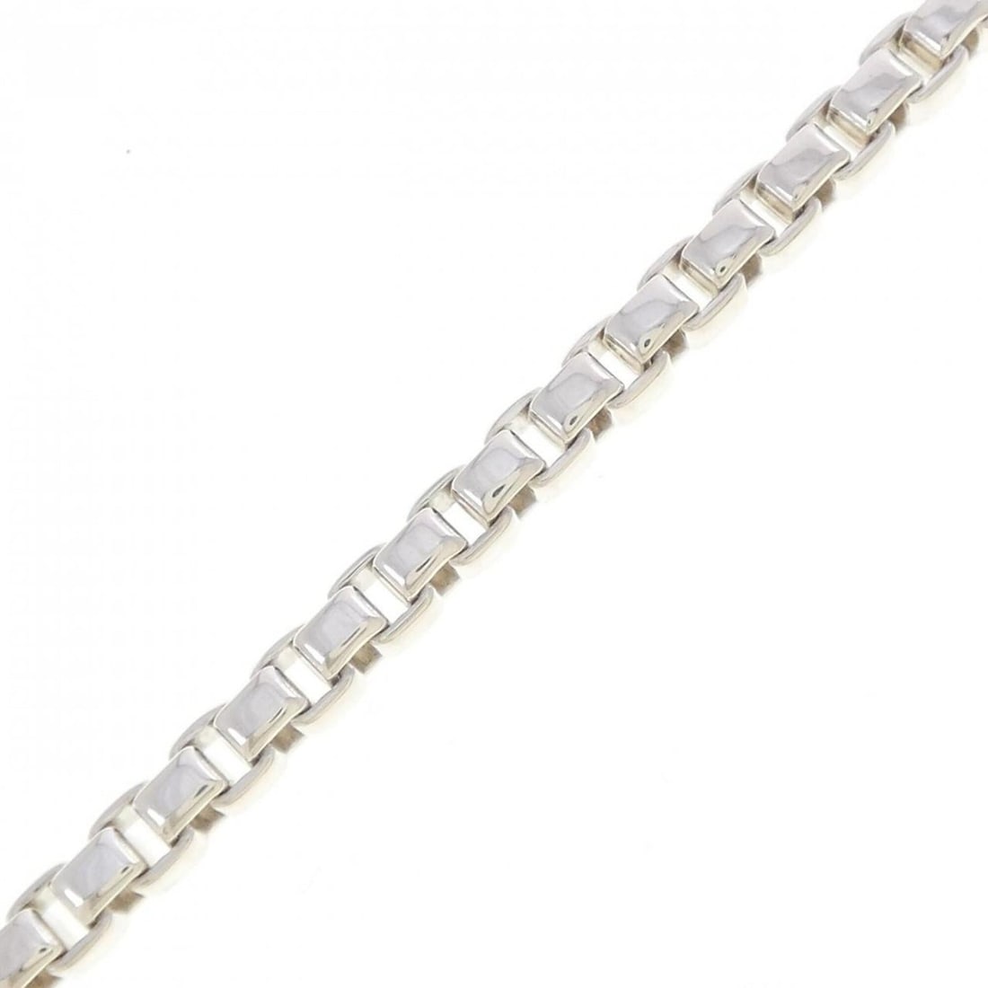 Tiffany Venetian Bracelet: --- Catalog ---Category: SizeTotal Length: 19cm / 7.48''Category: DesignType: Charm braceletGender: WomenMaterial: Silver 925Category: GeneralBrand: Tiffany--- Item List ---Section: ConditionRanking: