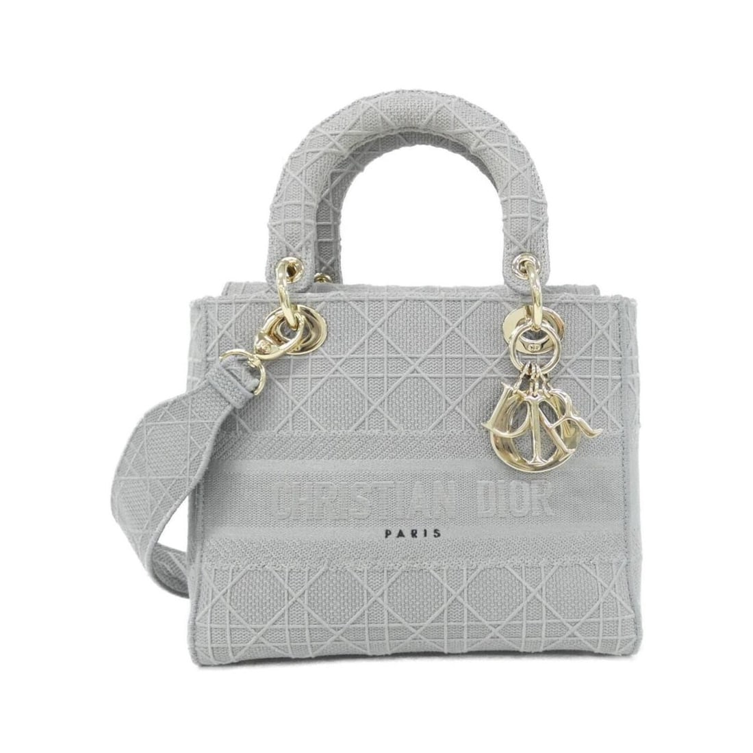 Christian Dior Lady D-Lite Medium M0565OREY Handbag: --- Catalog ---Category: SizeSize (HxWxD): 20cm x 24cm x 11cm / 7.87'' x 9.44'' x 4.33''Category: DesignType: HandbagColor: GrayGender: WomenMaterial: Canvas Category: GeneralMPN: M0565OREYBrand: