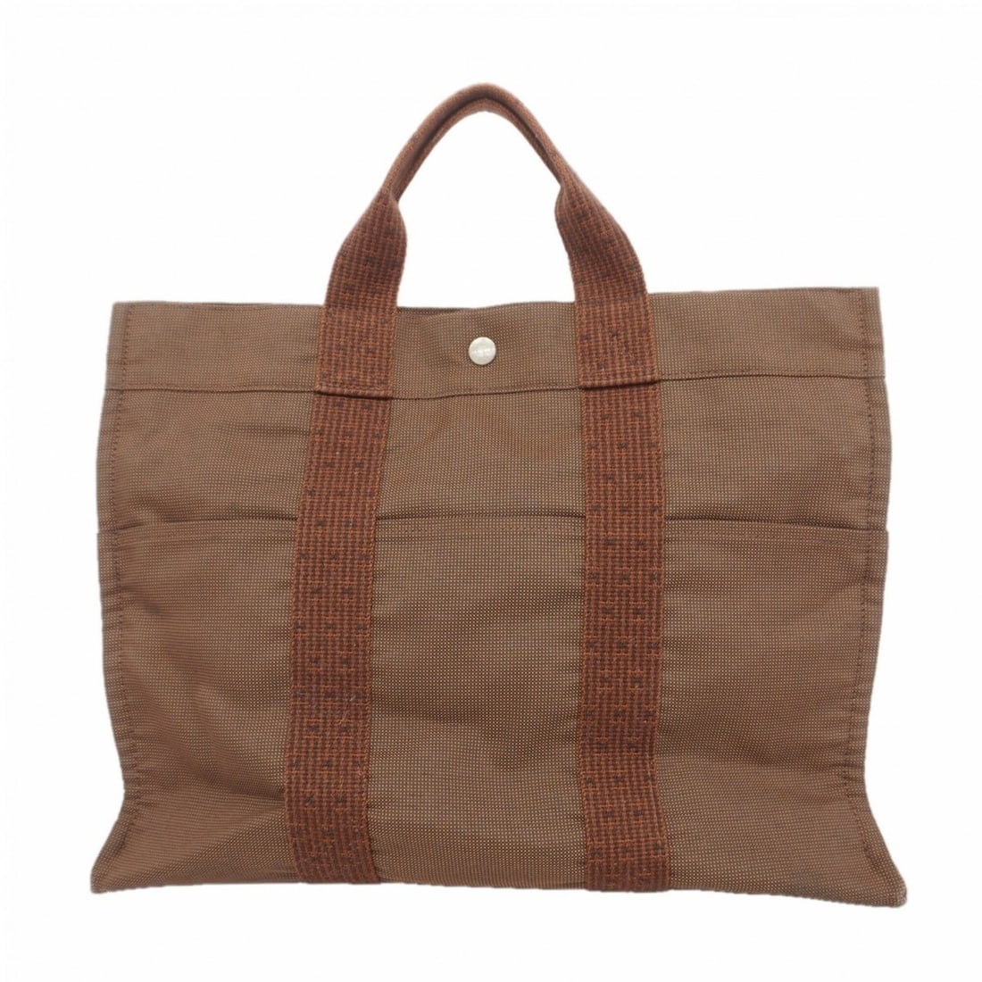 Hermes Herline MM Canvas Tote Bag, Brown, for Men and Women: --- Catalog ---Category: SizeSize (HxWxD): 32.5cm x 42cm x 10.5cm / 12.79'' x 16.53'' x 4.13''Category: DesignType: Tote bagColor: BrownGender: Men,WomenMaterial: Canvas Hardware Color: SilverCategory