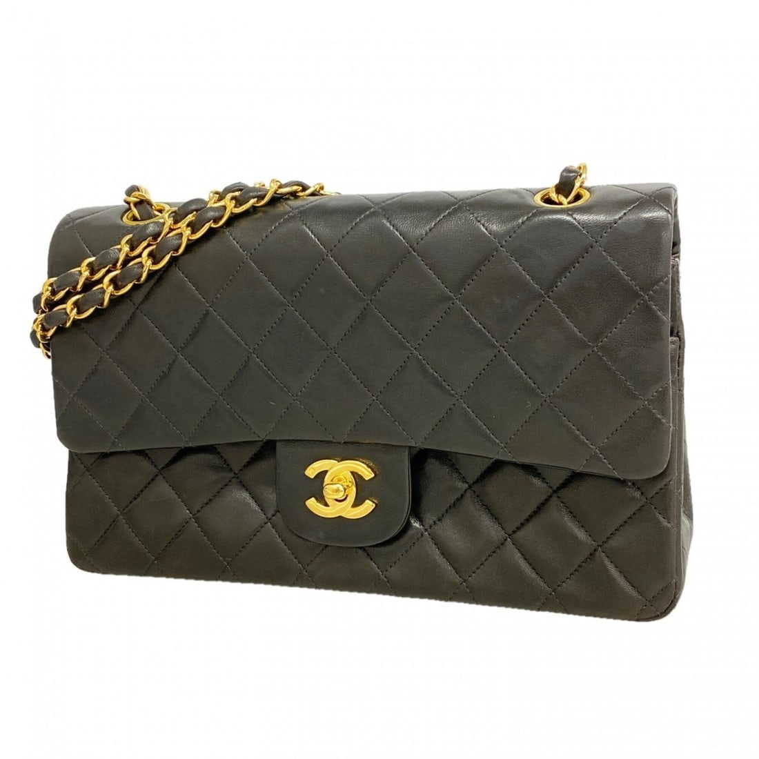 Chanel Matelassé Shoulder Bag, Double Flap, Chain, Lambskin, Black, Women's: --- Catalog ---Category: SizeSize (HxWxD): 15.5cm x 25.5cm x 6.5cm / 6.1'' x 10.03'' x 2.55''Category: DesignType: Shoulder bagColor: BlackGender: WomenMaterial: Leather Hardware Color: GoldLeather/Fu