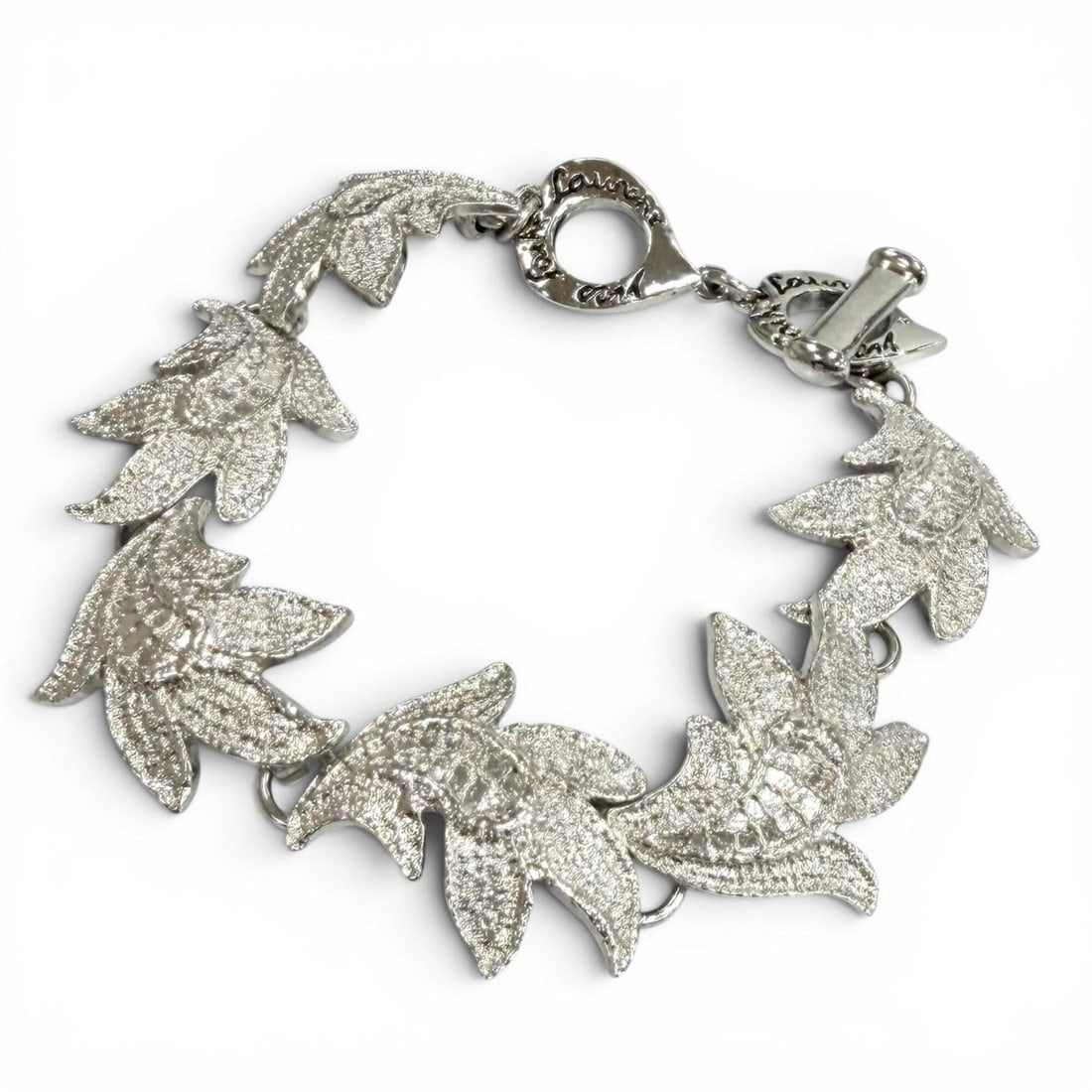 YVES SAINT LAURENT Rhodium-plated Heart Toggle Bracelet, Silver, Women's Accessory: --- Catalog ---Category: SizeLength: 17cm - 19.5cm / 6.69'' - 7.67''Category: DesignType: Charm braceletColor: SilverGender: WomenCategory: GeneralBrand: Yves Saint Laurent--- Item List ---Section: Co