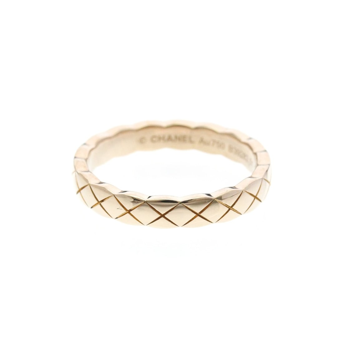 Chanel Coco Crush Ring Mini Model Pink Gold (18K) Fashion No Stone Band Ring Pink Gold: --- Catalog ---Category: SizeWidth: 3.2mm / 0.13''Weight: 3.7g / 0.13oz.JP Size: 11US Size: 5 3/4Brand Size: 51Category: DesignType: Band ringColor: Pink goldMetal: GoldStone: No StoneStyle: FashionGe