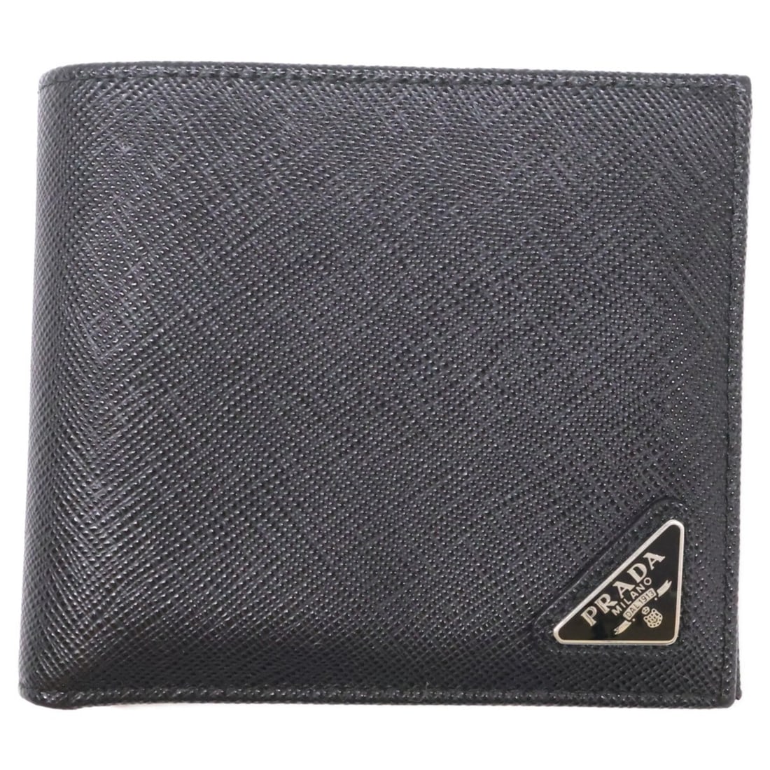 PRADA 2MO513 Saffiano Leather Wallet with Coin Purse, Bi-fold (without coin purse), Black, Men's: --- Catalog ---Category: SizeSize (HxWxD): 10cm x 11cm x 2cm / 3.93'' x 4.33'' x 0.78''Category: DesignType: Wallet (bi-fold)Color: BlackGender: MenMaterial: Leather Leather/Fur Type: Saffiano leather