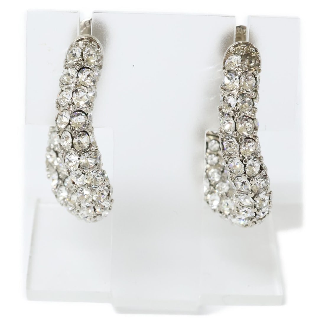 BALENCIAGA LOOP Shiny Brass & Rhinestone Earrings, Silver, Clear, Women's: --- Catalog ---Category: SizeSize (HxWxD): 22.80mm x 21.10mm / 0.90'' x 0.83''Category: DesignType: Stud earringsColor: Clear, SilverGender: WomenCategory: GeneralBrand: Balenciaga--- Item List ---Sec