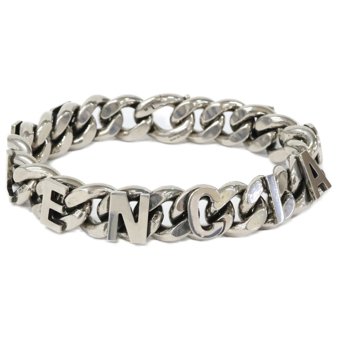 BALENCIAGA 718510 Logo Chain Bracelet M Antique Silver Men's: --- Catalog ---Category: SizeSize: MCategory: DesignType: Charm braceletColor: SilverGender: MenMaterial: BrassCategory: GeneralBrand: Balenciaga--- Item List ---Section: ConditionRanking: Rank A Used