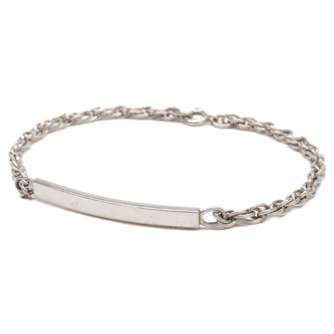 TIFFANY&Co. Tiffany ID Plate Narrow Bracelet, Silver, Women's: --- Catalog ---Category: SizeLength: 18.5cm / 7.28''Category: DesignType: Charm braceletColor: SilverGender: WomenMaterial: Sterling silverCategory: GeneralBrand: Tiffany--- Item List ---Section: Cond