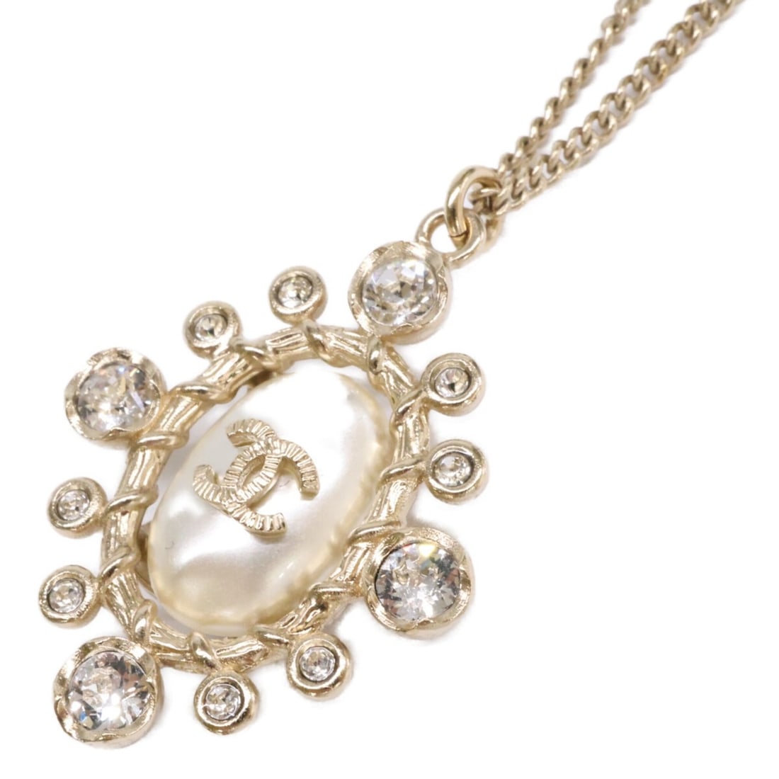 CHANEL Chanel Excellent Condition B19C Coco Mark Pearl x Bijou Pendant Necklace Light Gold Women's: --- Catalog ---Category: SizePendant Size: 34mm x 25mm / 1.33'' x 0.98''Neck Circumference: 60 cm / 23.62''Category: DesignStone: PearlGender: WomenMaterial: Gold platingNecklace Type: NecklaceCategor