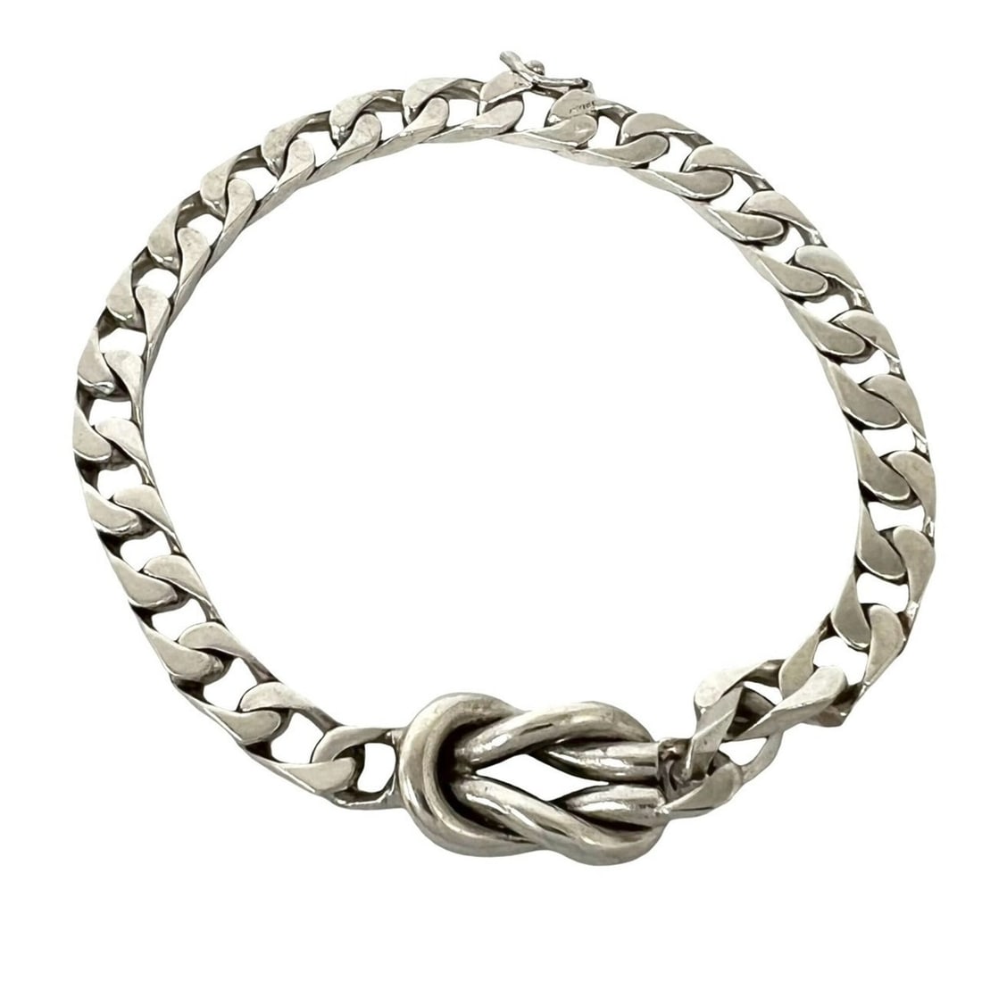 TIFFANY&Co. Tiffany Vintage Center Knot Bracelet, Curb Chain, Sterling Silver 925, Accessory, 282-5: --- Catalog ---Category: SizeLength: 20.5cm / 8.07''Category: DesignType: Charm braceletColor: SilverGender: WomenMaterial: Silver 925Category: GeneralBrand: Tiffany--- Item List ---Section: Condition