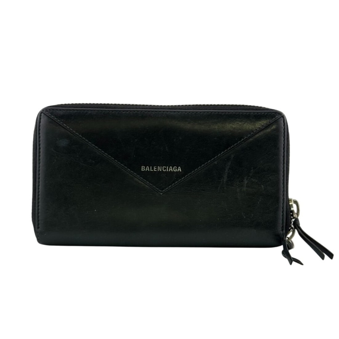 BALENCIAGA 381226 Paper Continental Long Wallet, Black: --- Catalog ---Category: SizeSize (HxWxD): 11cm x 18.5cm / 4.33'' x 7.28''Category: DesignType: Long wallet (bi-fold)Color: BlackGender: UnisexMaterial: Leather Category: GeneralBrand: BalenciagaModel