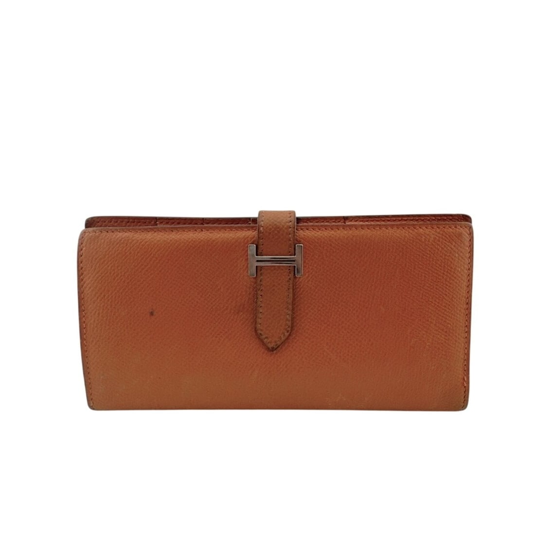 HERMES Bearn Soufflé Long Wallet, Orange: --- Catalog ---Category: SizeSize (HxWxD): 9cm x 17.5cm / 3.54'' x 6.88''Category: DesignType: Long wallet (bi-fold)Color: OrangeGender: WomenMaterial: Epsom leather Category: GeneralLine: BearnBrand:
