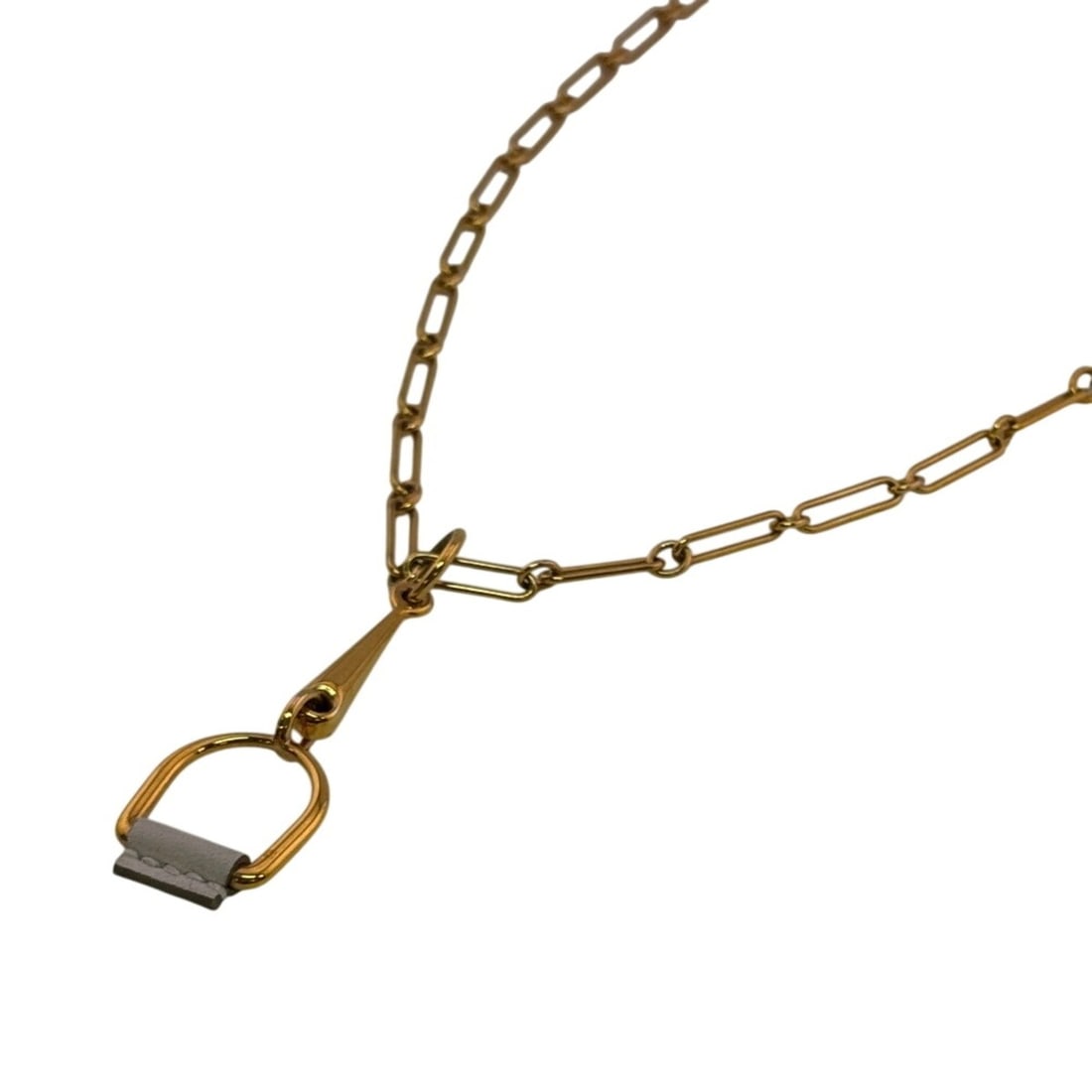 HERMES Heritage Equestre PM Star Wrap Necklace Gold: --- Catalog ---Category: SizeSize: PMDiameter: 17mm / 0.66''Neck Circumference: 47.5 cm / 18.7''Category: DesignGender: WomenMaterial: Gold plating, LeatherNecklace Type: NecklaceCategory: GeneralBran