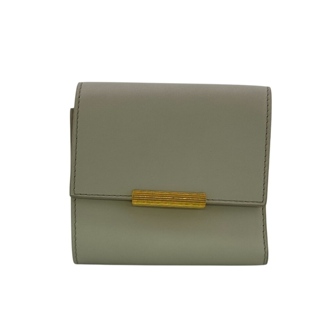 BOTTEGA VENETA Bottega Veneta Flap Tri-fold Wallet White: --- Catalog ---Category: SizeSize (HxWxD): 10cm x 10.5cm / 3.93'' x 4.13''Category: DesignType: Wallet (tri-fold)Color: WhiteGender: WomenMaterial: Leather Category: GeneralMPN: P00416782SBrand: Botte