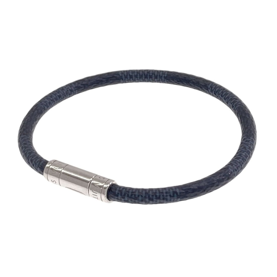 Louis Vuitton M8152D Bracelet Keep It Damier Canvas for Men LOUIS VUITTON: --- Catalog ---Category: SizeLength: 21cm / 8.26''Category: DesignType: Charm braceletColor: GrayGender: MenMaterial: Damier CanvasCategory: GeneralBrand: Louis Vuitton--- Item List ---Section: Condit