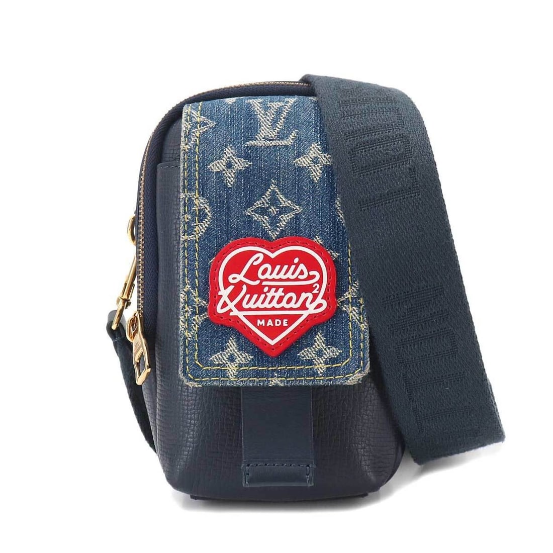 Louis Vuitton LV Squared Shoulder Handbag Double Phone Pouch, Monogram Denim Leather, Navy, NIGO: --- Catalog ---Category: SizeWeight: 370g / 13.05oz.Size (HxWxD): 17.5cm x 10cm x 5cm / 6.88'' x 3.93'' x 1.96''Strap Length: 125cm / 49.21''Category: DesignType: Shoulder bagColor: NavyGender: WomenM